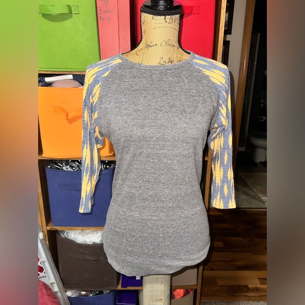 LuLaRoe Randy tee - Picture 2 of 8